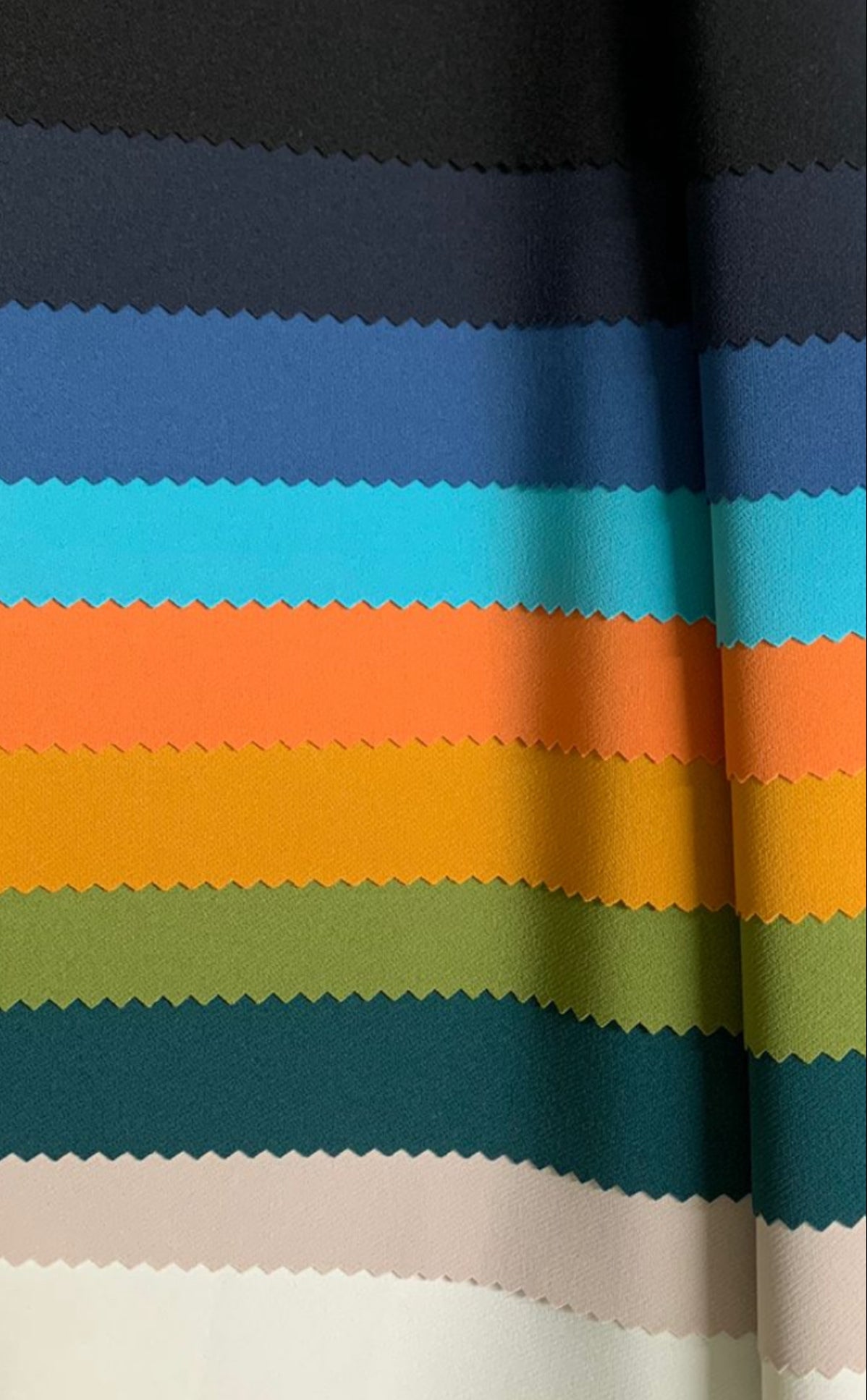 VESTIDO BICOLOR COQUETTE LAZO