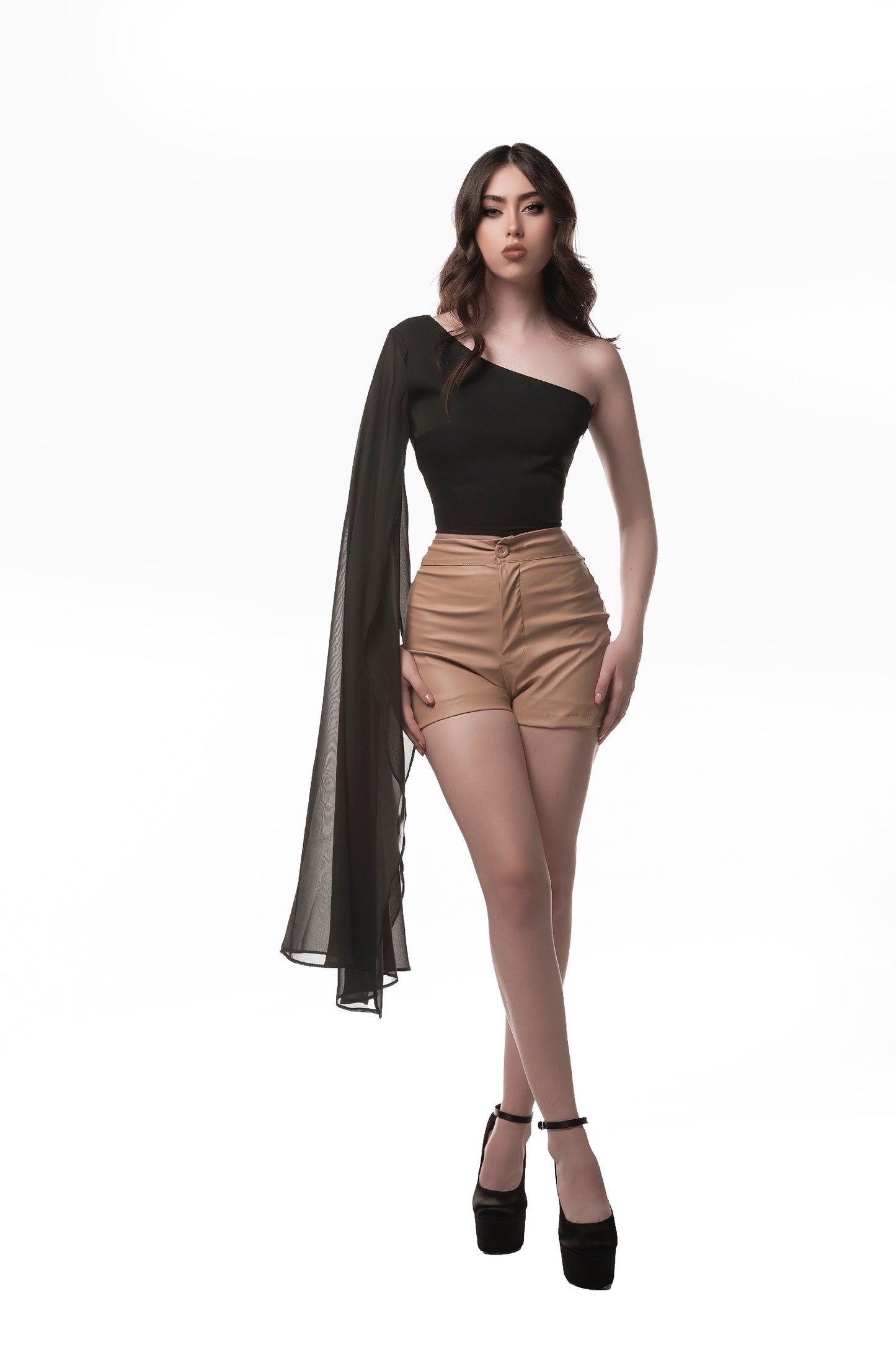 SHORT VINIPIEL